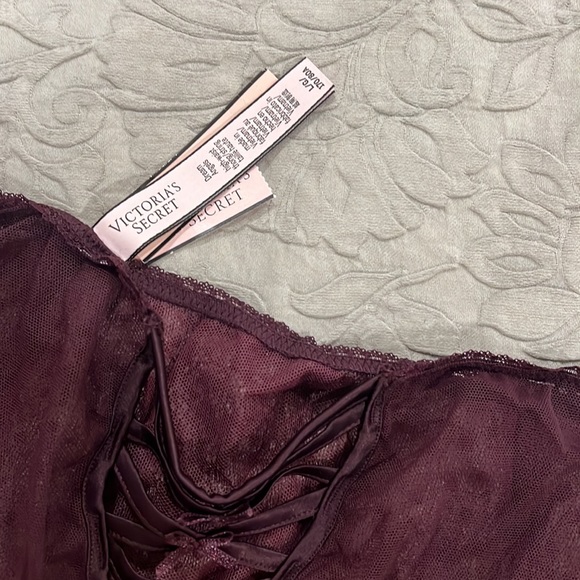 NWT Victorias Secret Lingerie Set! - Picture 5 of 6